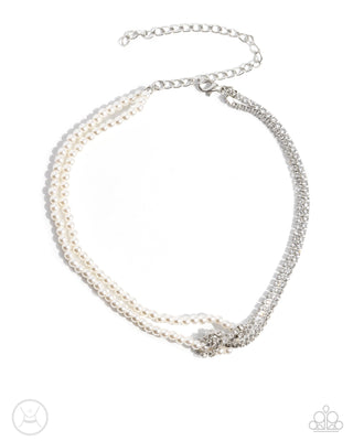 Twisted Twin - White - Necklace