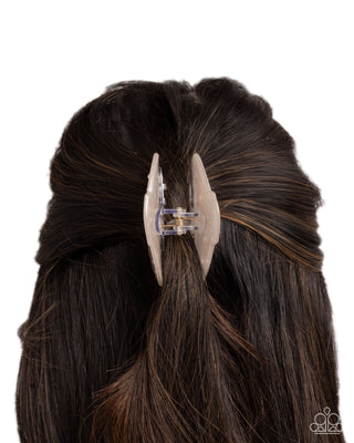 Coastal Campaign - Multi - Iridescent with White Pearl Seashell Paparazzi Hair Claw Clip