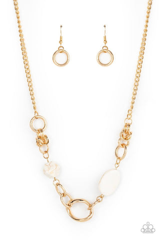 Sonoran Solo - White - White Stone Gold Link Paparazzi Short Necklace