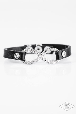 Innocent til Proven GLITZY Black Paparazzi Bracelet