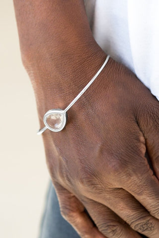 Make a Spectacle White Paparazzi Bracelet