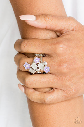 Daisy Delight Purple Paparazzi Ring