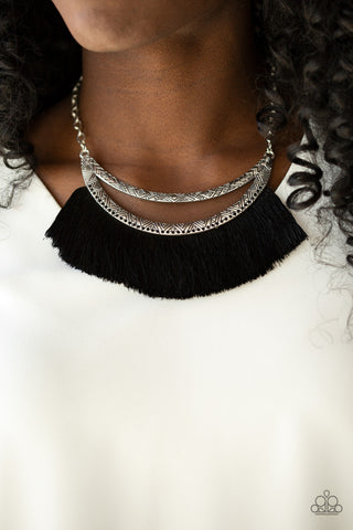 The MANE Event Black Paparazzi Necklace