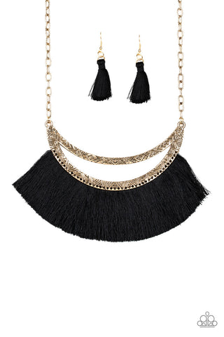 The MANE Event Gold Paparazzi Necklace