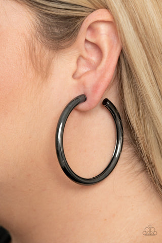 Curve Ball Black Paparazzi Earrings