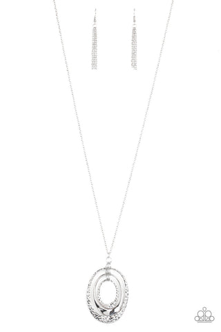 Dizzying Decor Silver Paparazzi Necklace