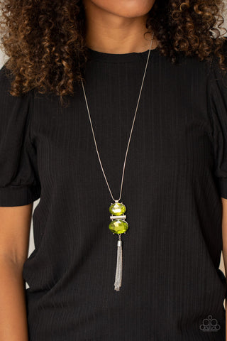 Runway Rival Green Paparazzi Necklace