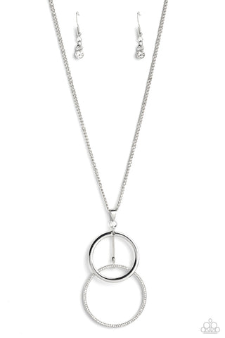 Wishing Well Whimsy - White - Overlapping Circle Pendant with Rhinestones Paparazzi Short Necklace