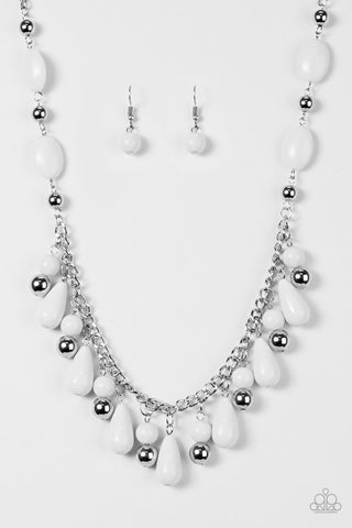 HUEs She? White Paparazzi Necklace