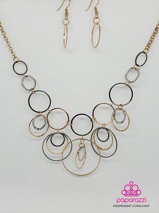 Break the Cycle Multi September 2018 Fashion Fix Exclusive Paparazzi Necklace